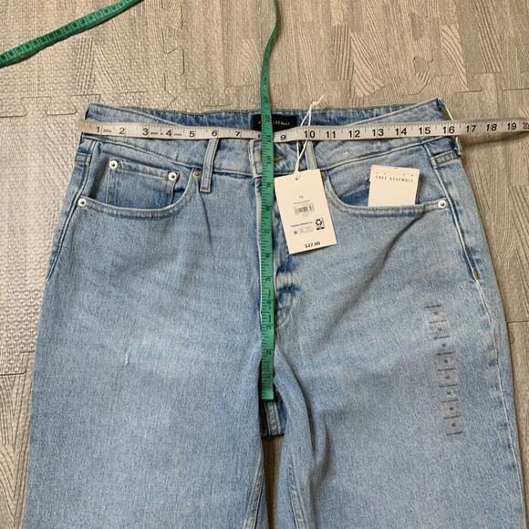 Free Assembly Jeans Womens 10 Denim Light Wash Original 90s Straight High Rise - Picture 4 of 11
